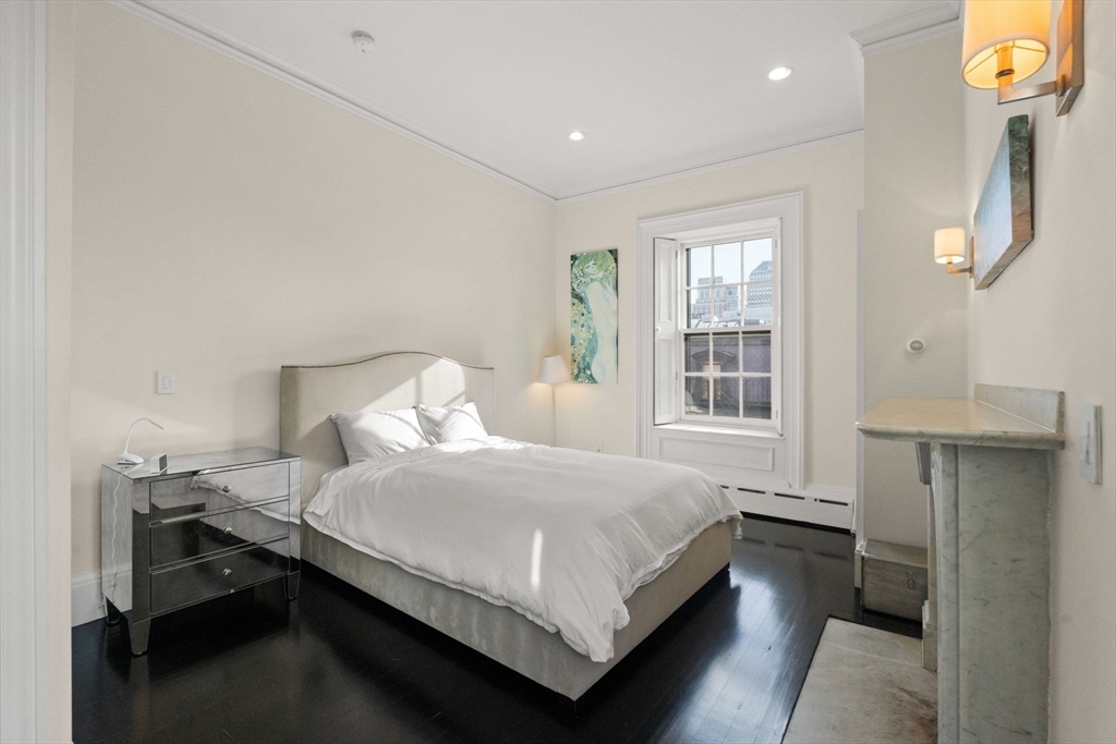 285 Clarendon St, Back Bay