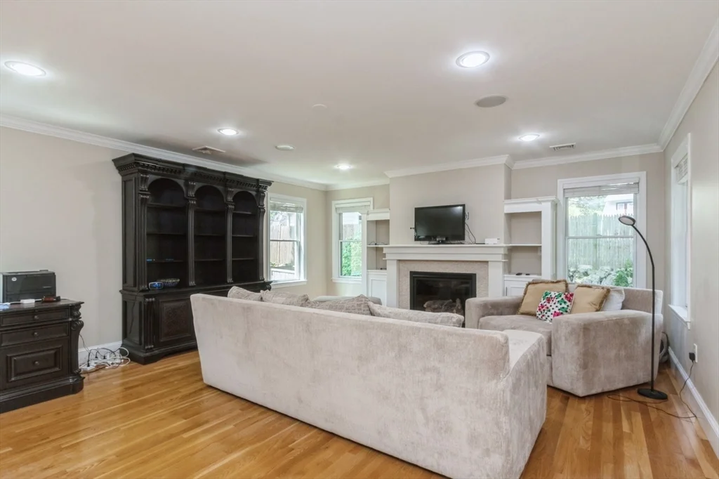 37 Philbrick Rd, Newton