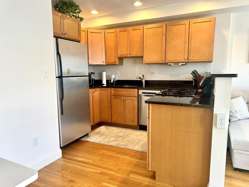 32 Parker St, Charlestown