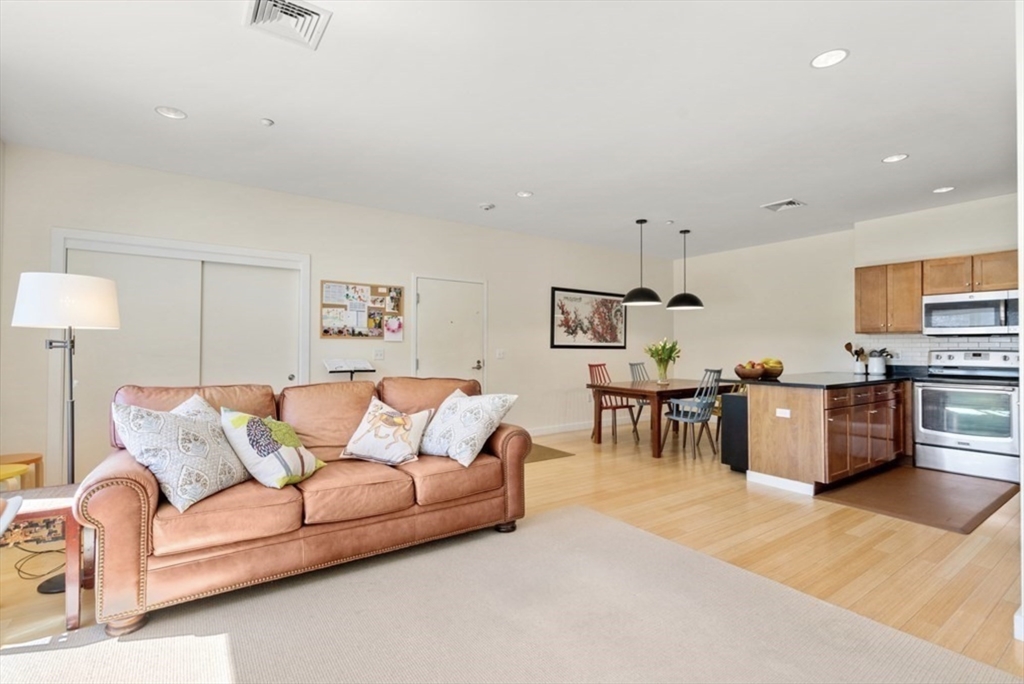 99 Chestnut Hill Ave, Brighton