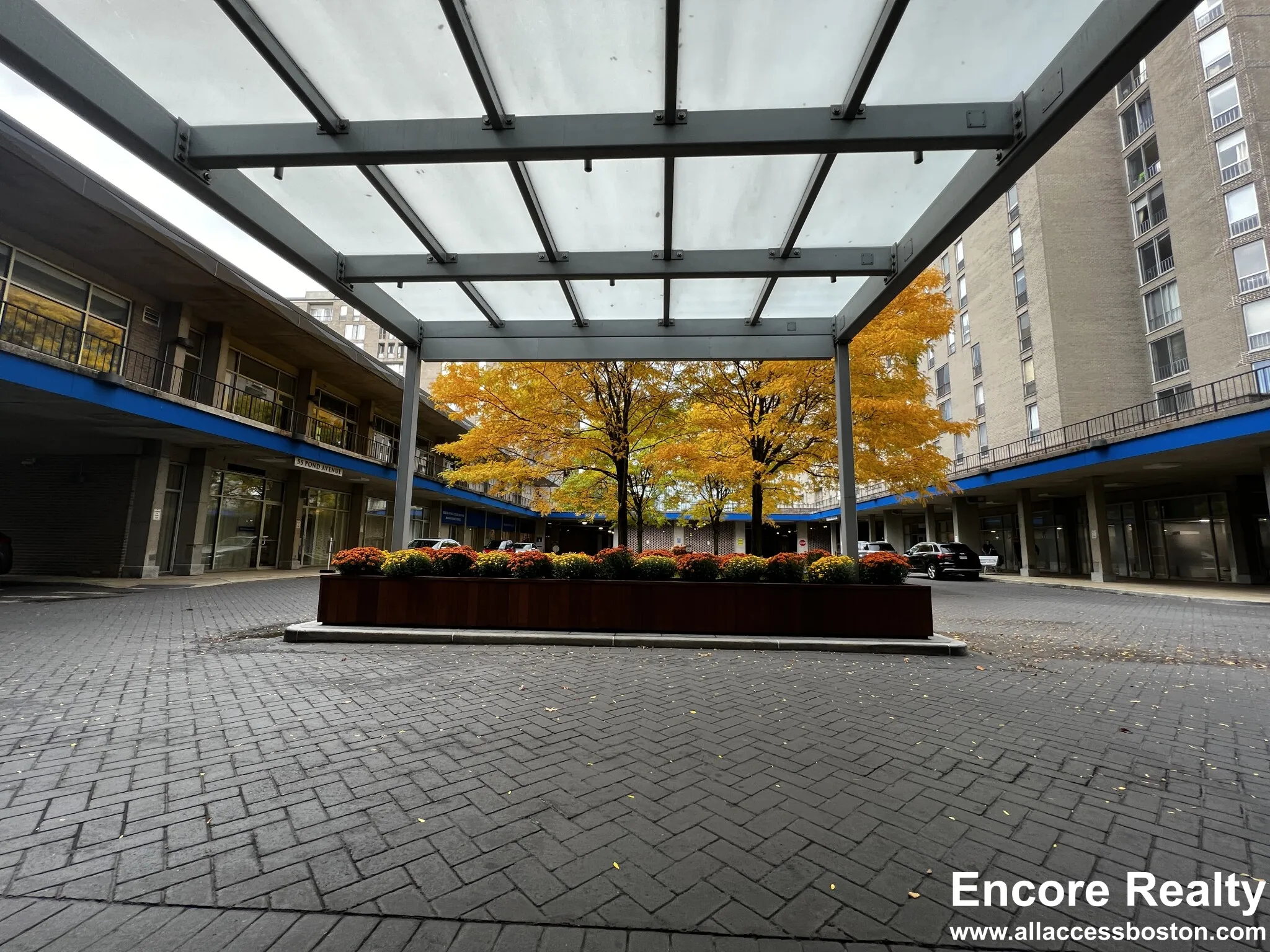 77 Pond Ave, Brookline Village