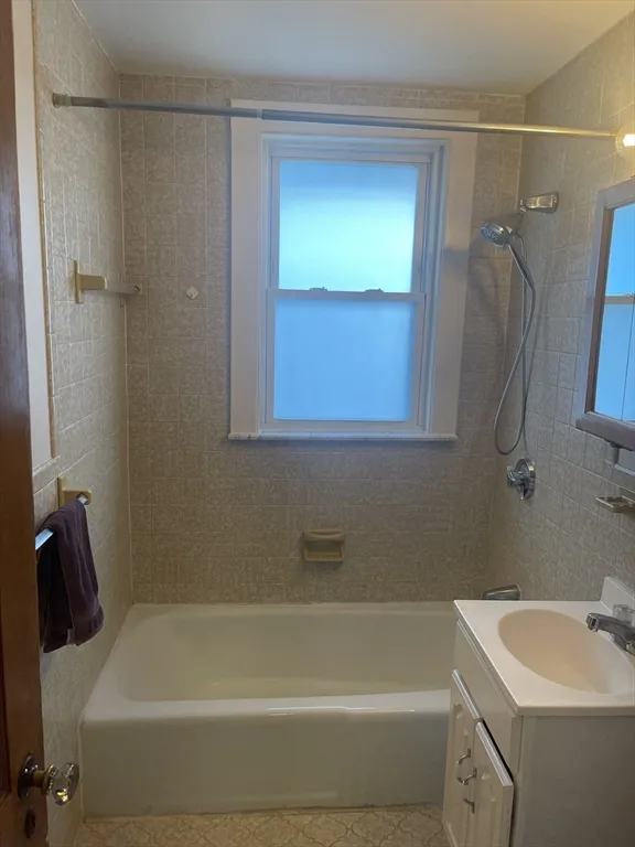 22-24 Slade St, Belmont