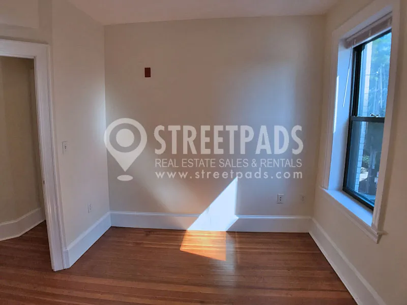 881 Massachusetts Ave, Central Square