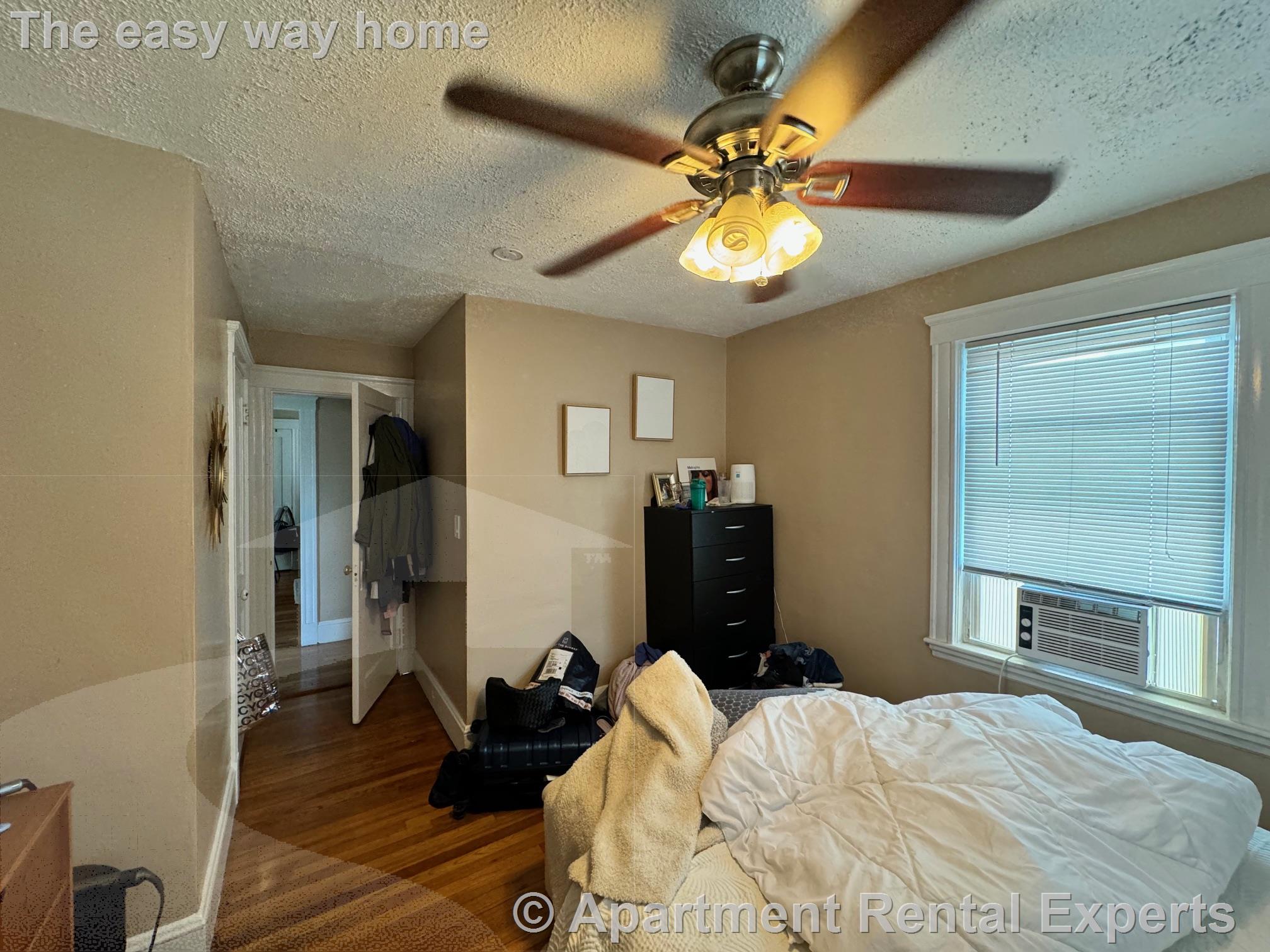 44 Clarendon Ave, Teele Square