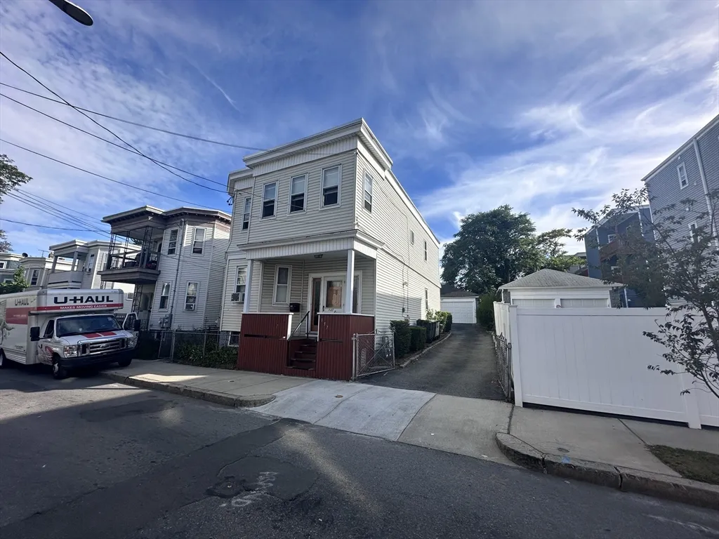 137 Congress St, Chelsea