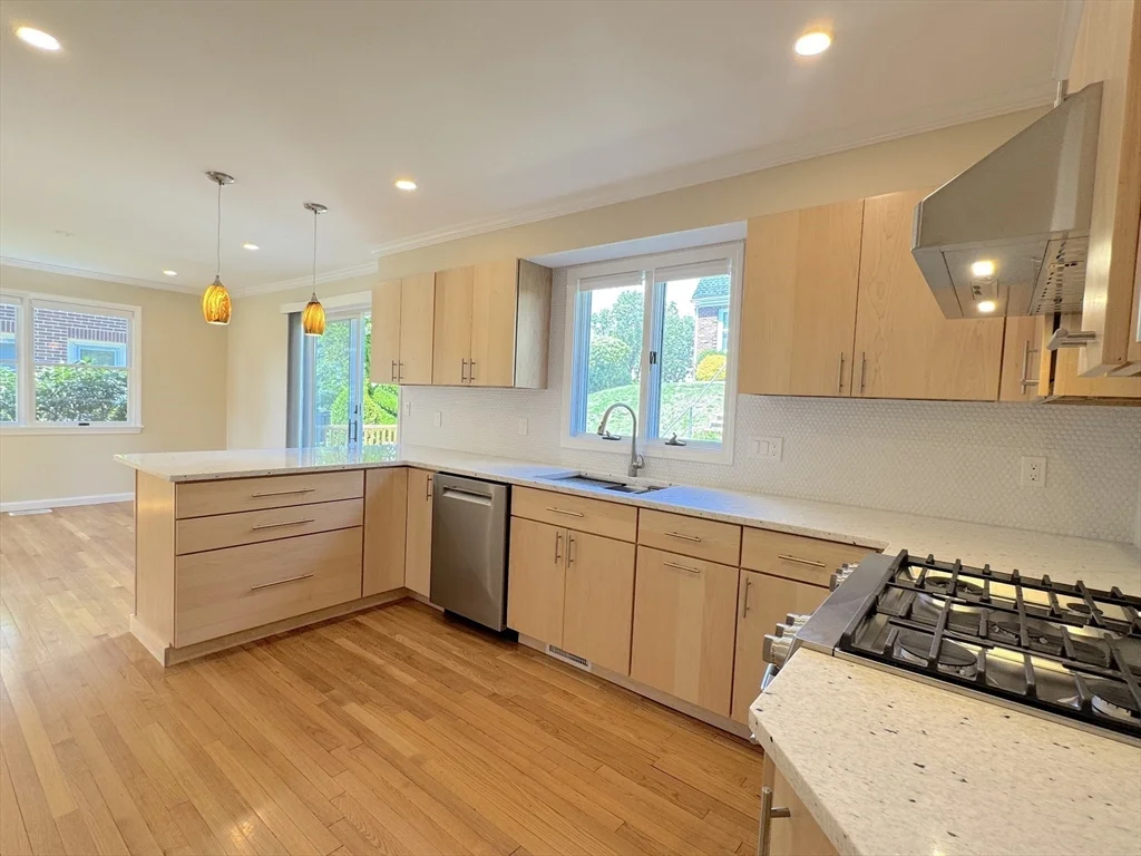 298 Adams St, Newton Corner