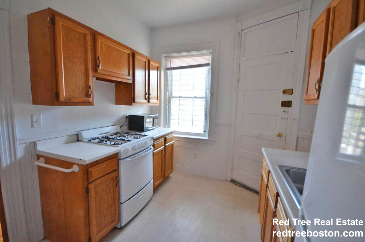 134 Englewood Ave, Brighton