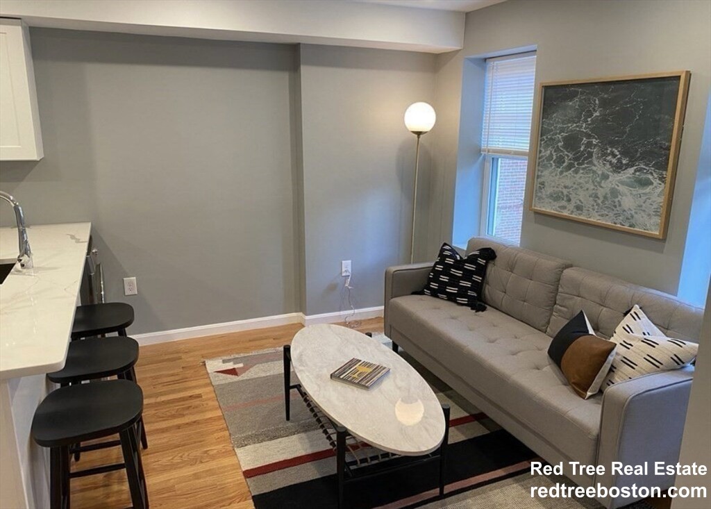 13 Wiget St, North End