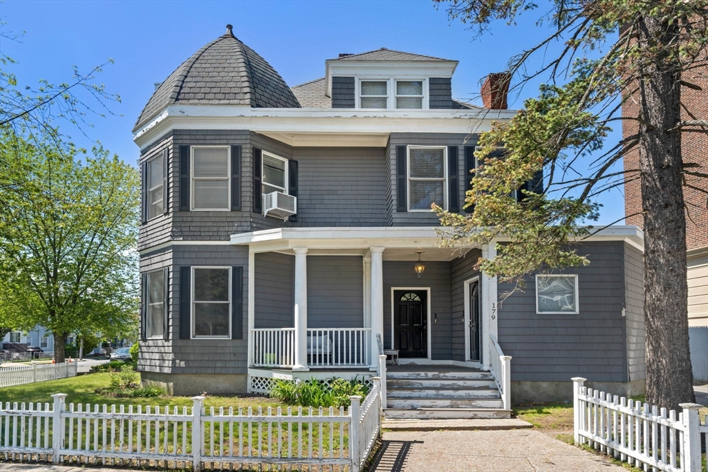 179 Ocean St, Diamond District