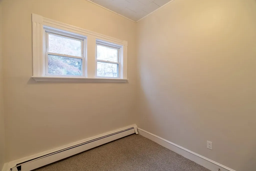 2 Sherman St, Neighborhood Nine