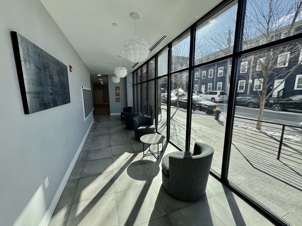 20 West Fifth St, South Boston