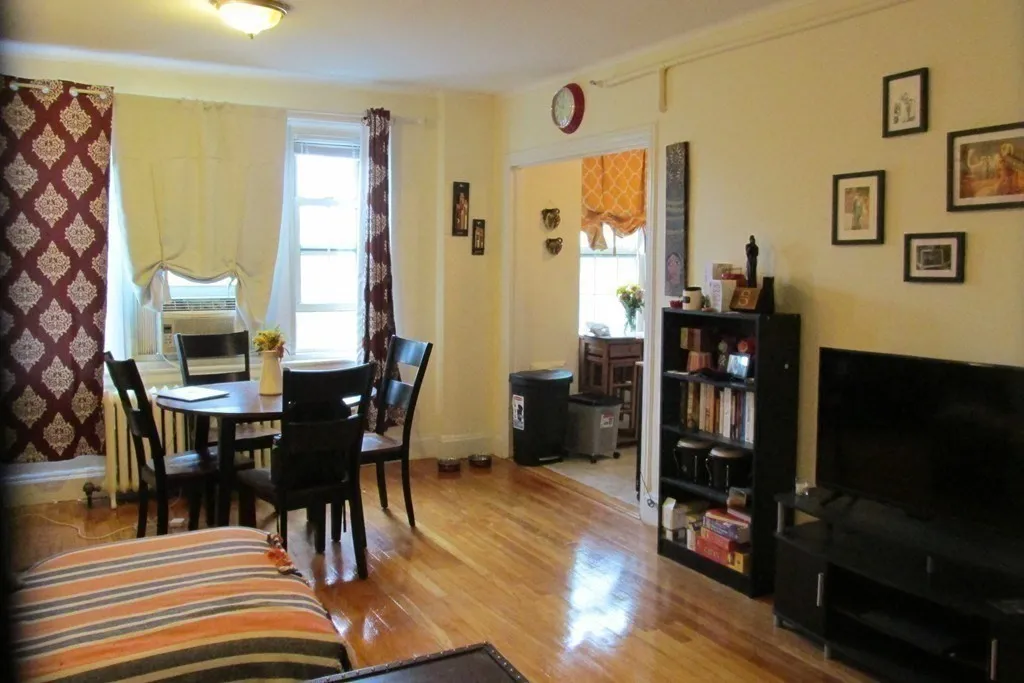 1450 Beacon, Coolidge Corner