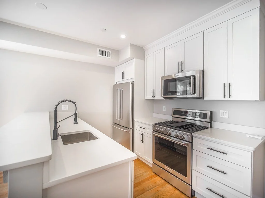 194 Havre St, East Boston
