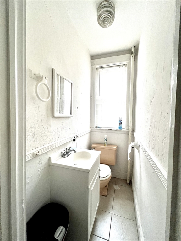 74 Babcock St, Coolidge Corner