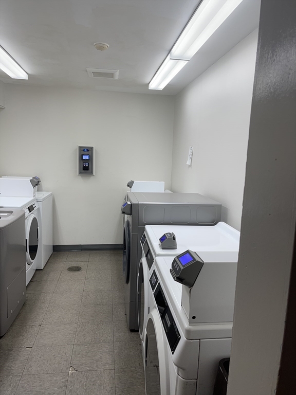 109–111 Tremont St, Brighton