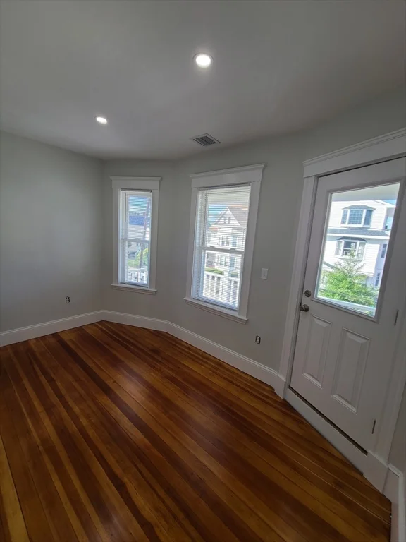 22 Dearborn St, Tufts University