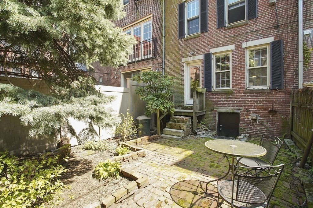 15 Appleton St, South End