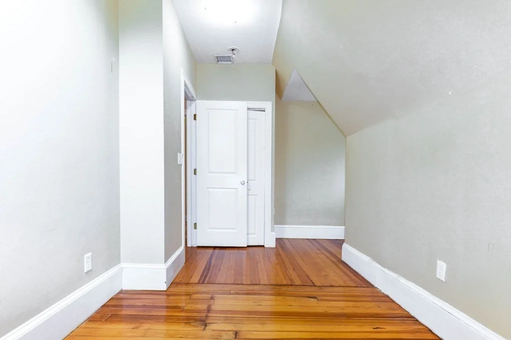 229-231 Chestnut Hill Ave, Brighton