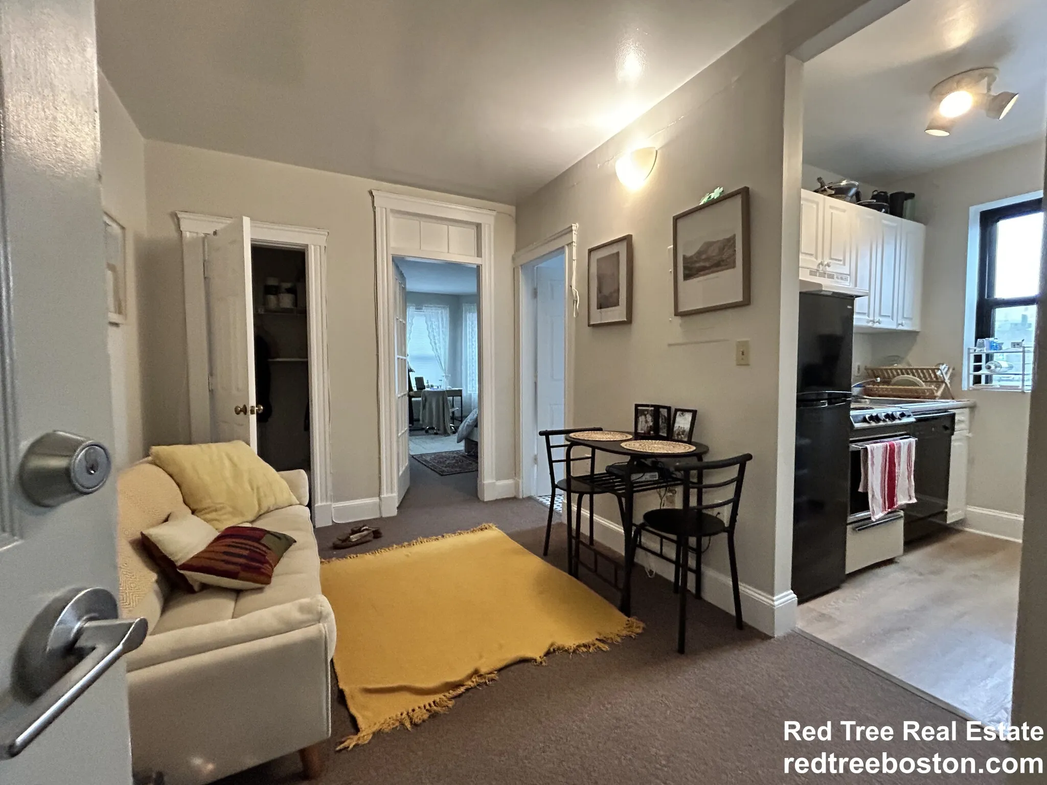 829 Beacon St, Fenway