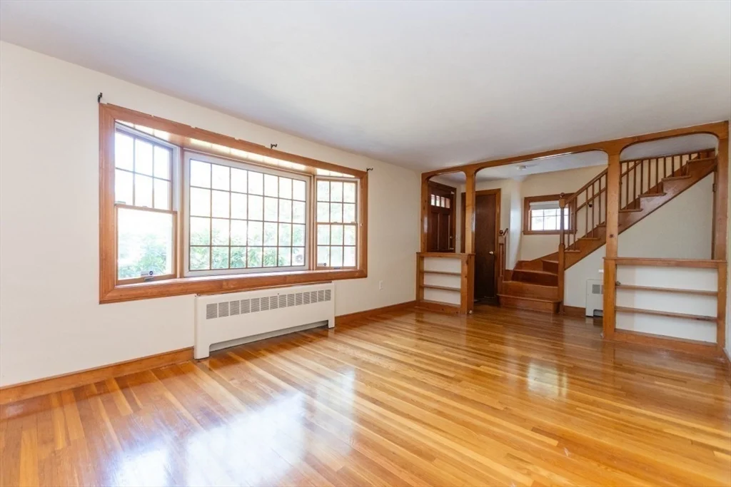 15 Lexington St, Burlington