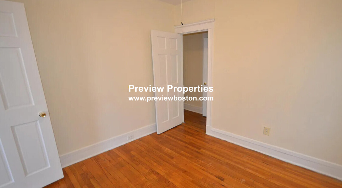 244 Kelton St, Brighton