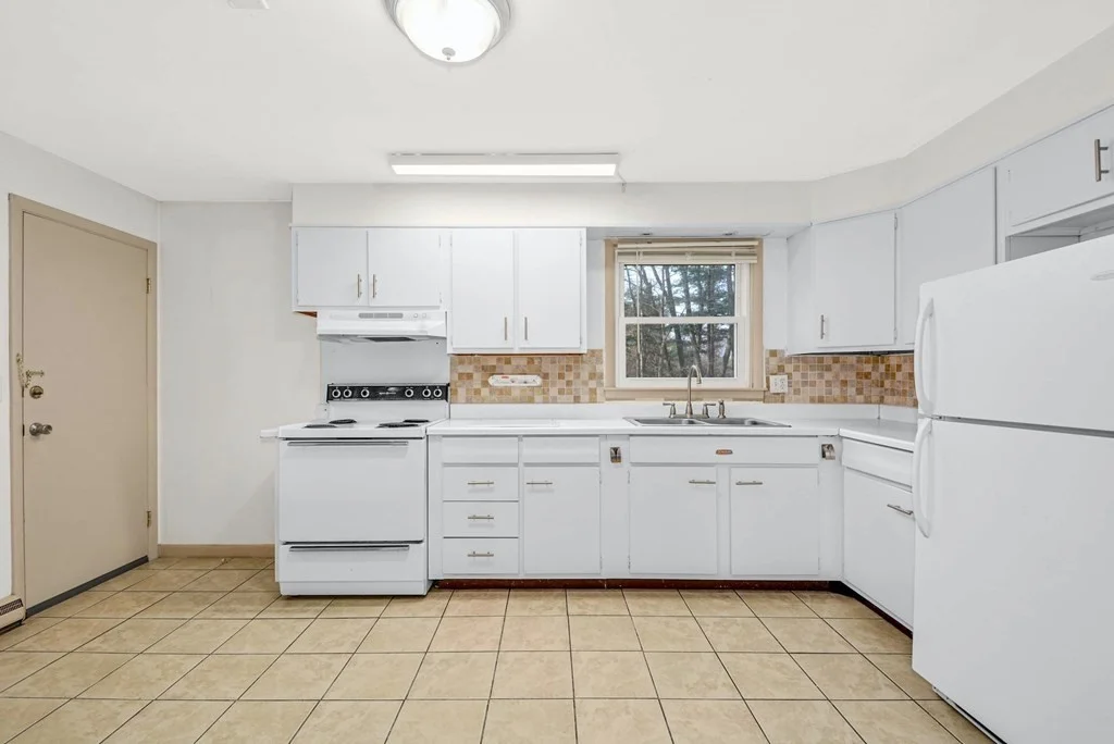 26 Sw Cutoff, Northborough