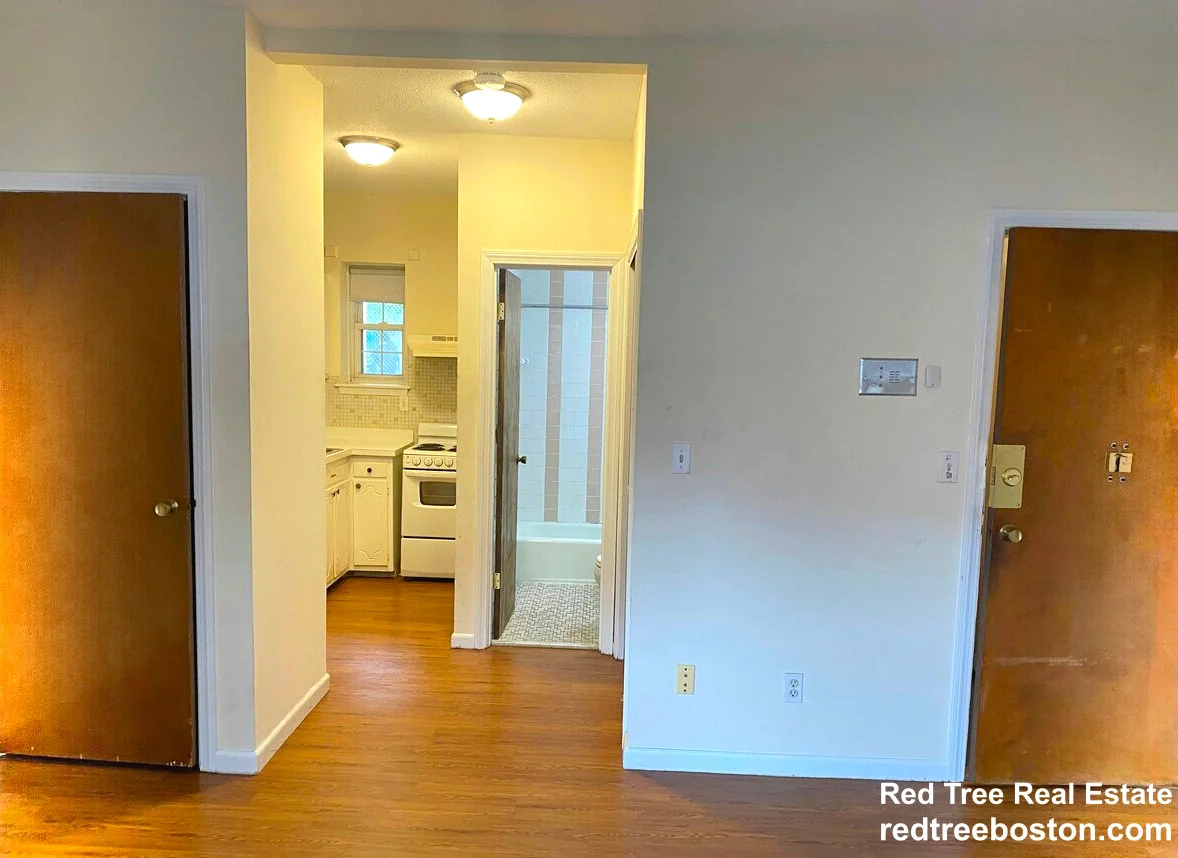 50 South Huntington Ave, Jamaica Plain