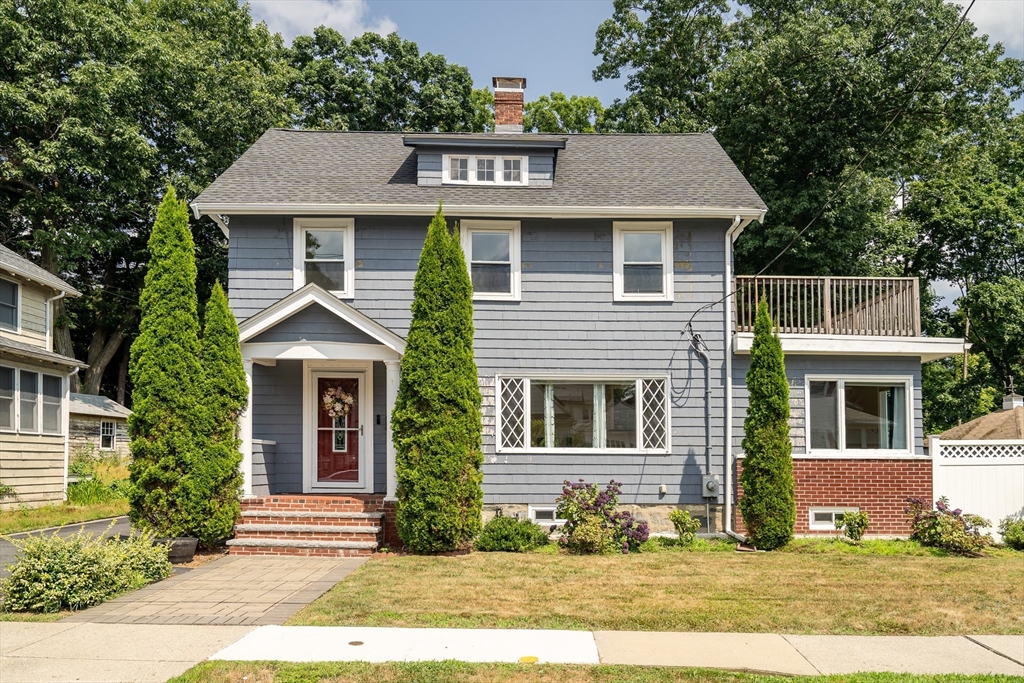 239 Hawthorne St, Malden