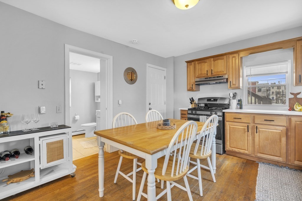 180 W 8th, South Boston