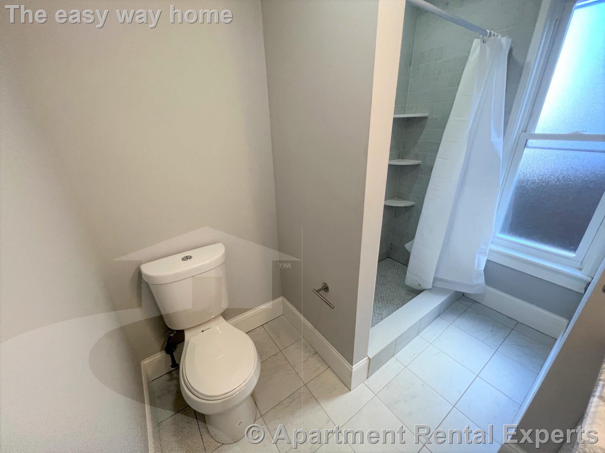 374 Oxford St, Porter Square