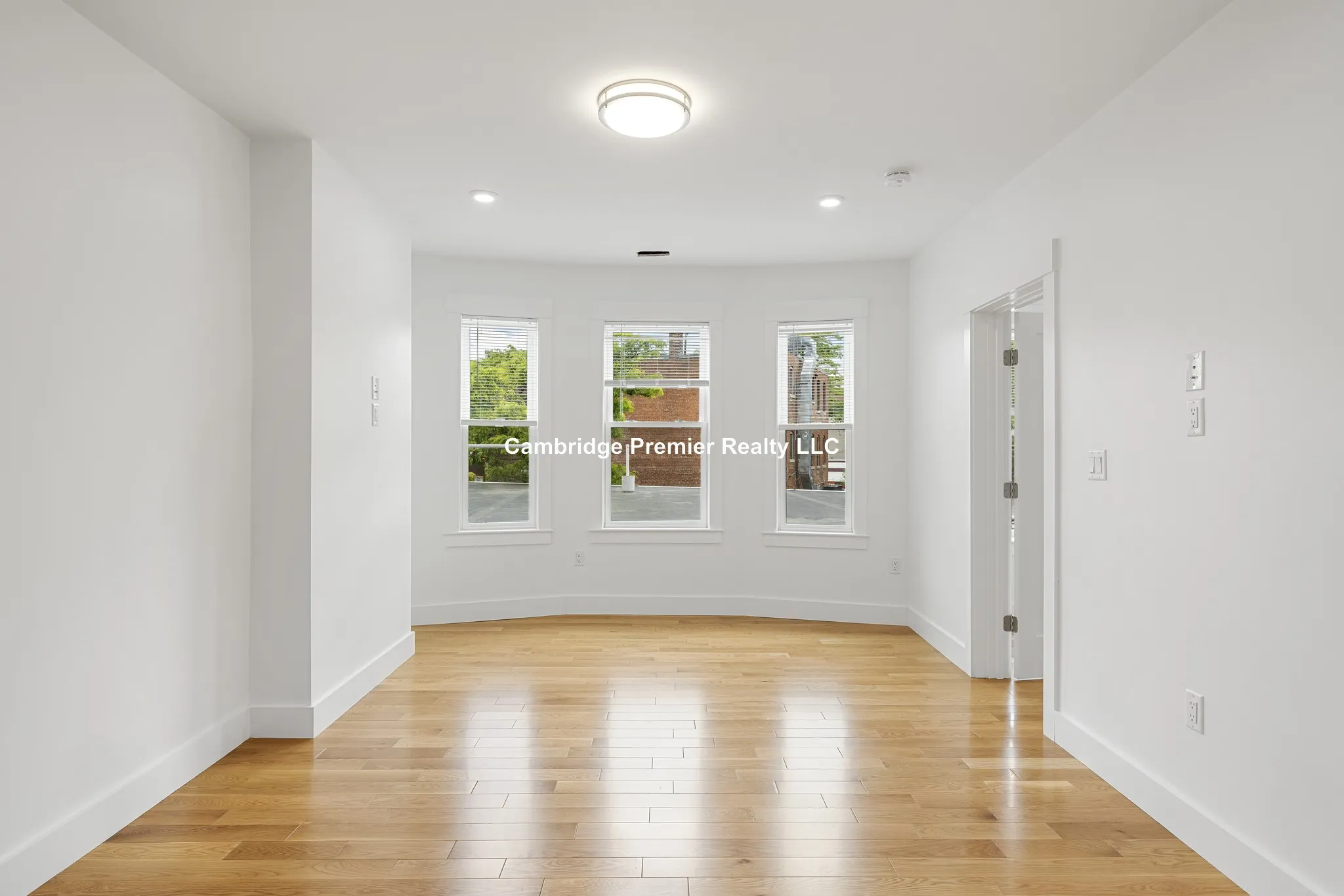 406 Columbia St, Wellington-Harrington