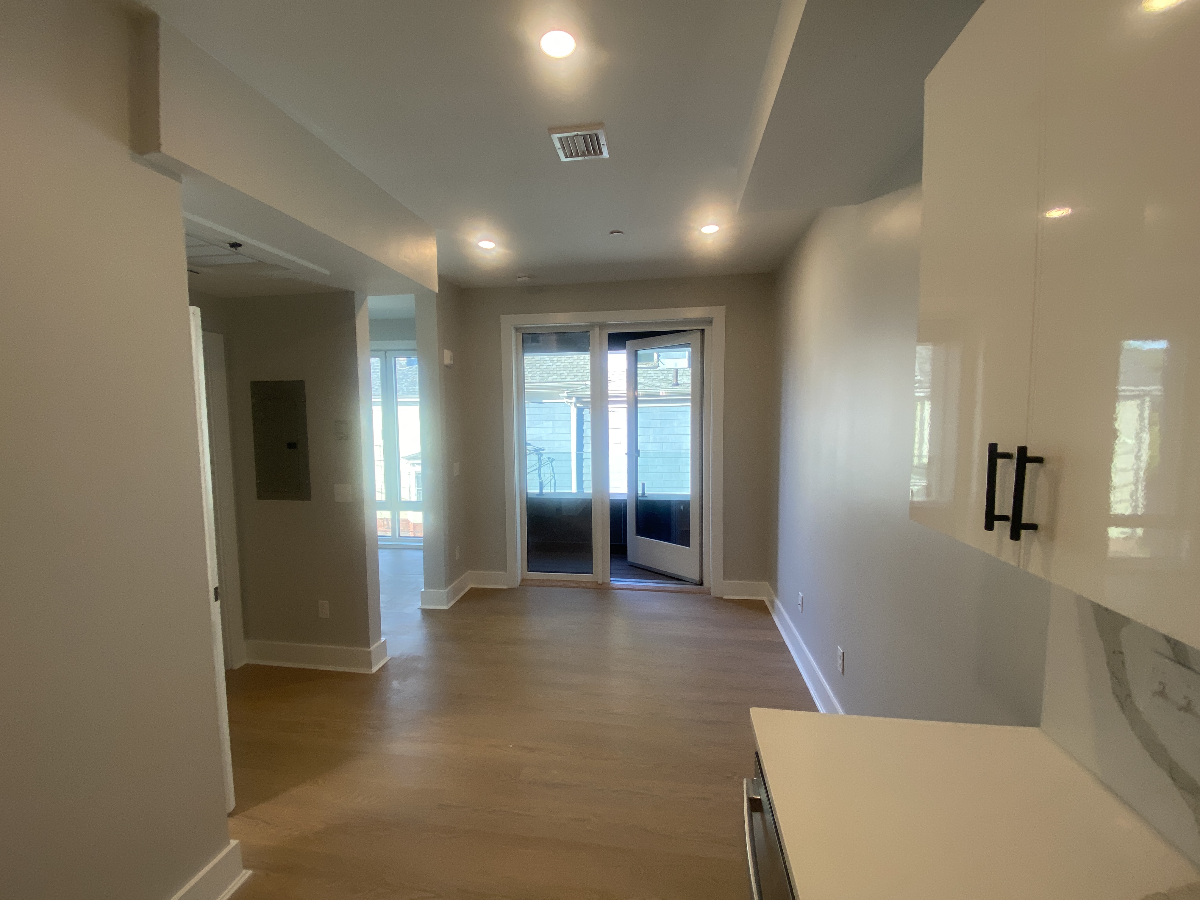 379 Somerville Ave, Prospect Hill