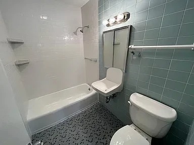 2018 Commonwealth Ave, Brighton