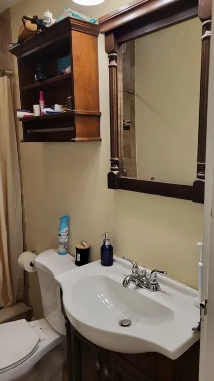 11 Linden St, Allston