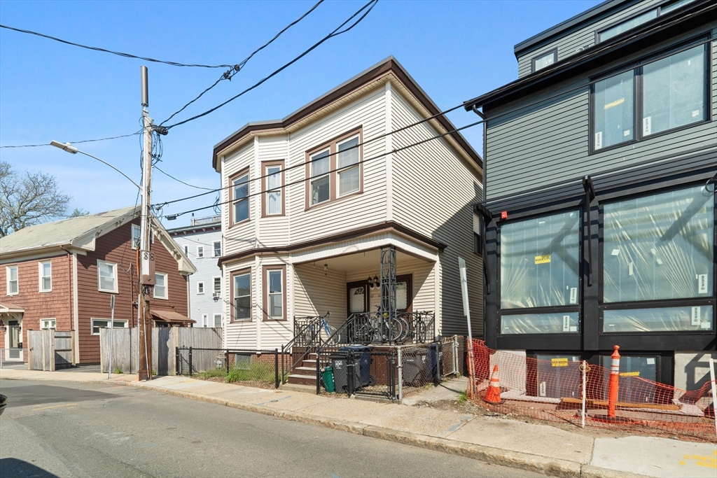 67 Bristol St, Area 4-The Port