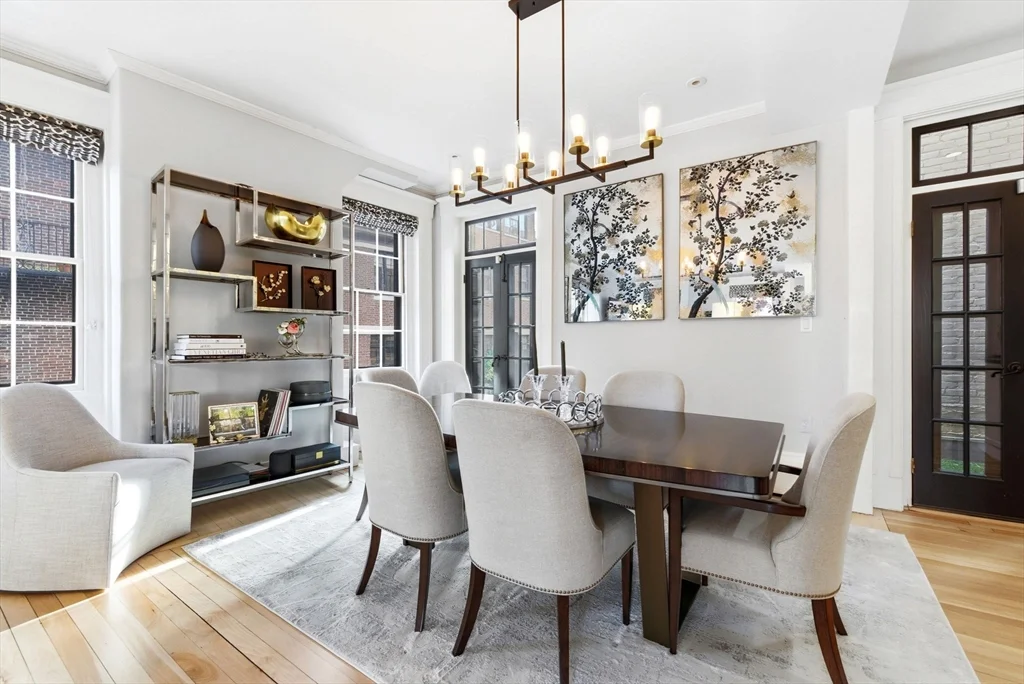 50 River St, Beacon Hill