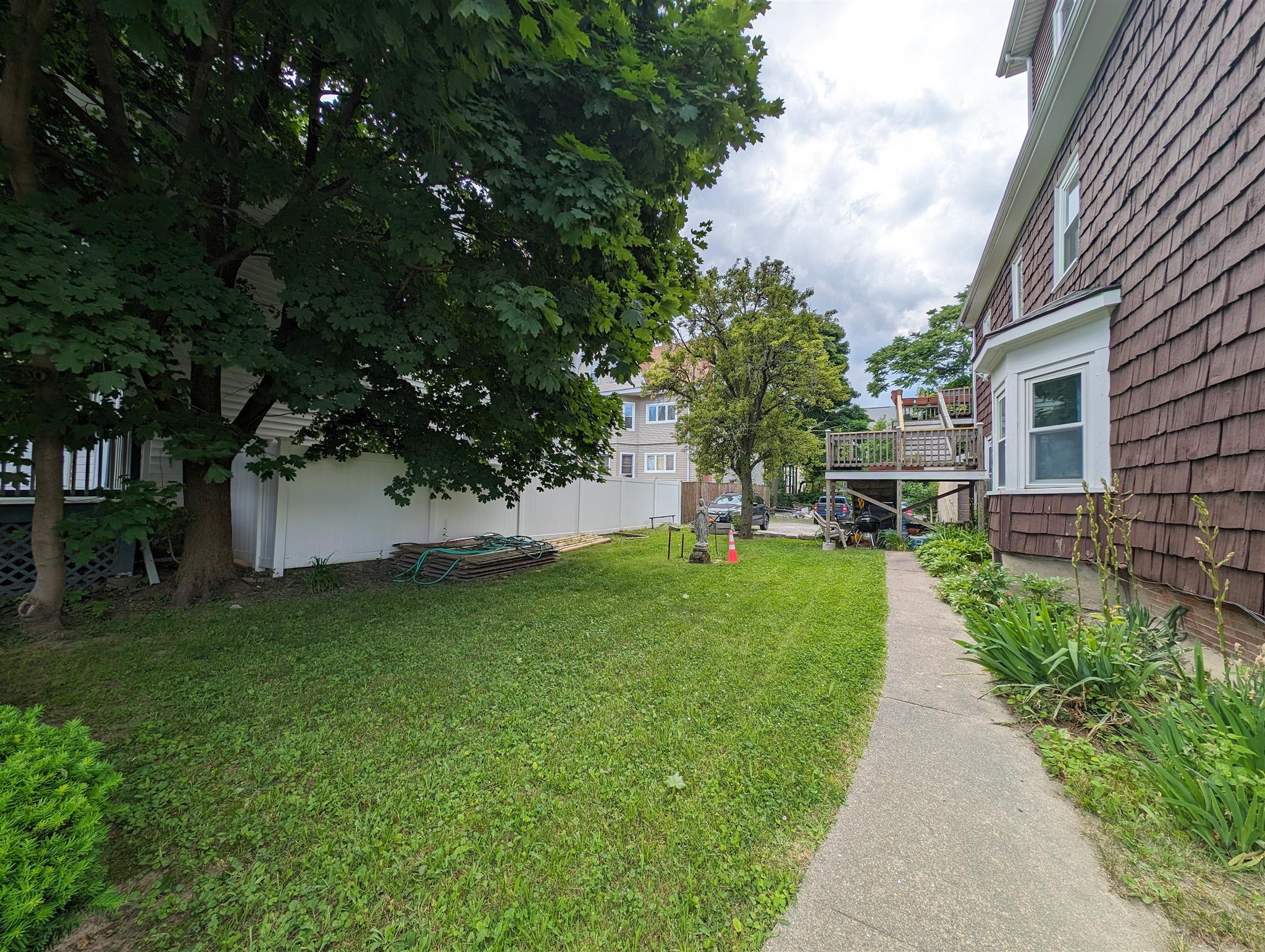 65 Medford St, South Medford