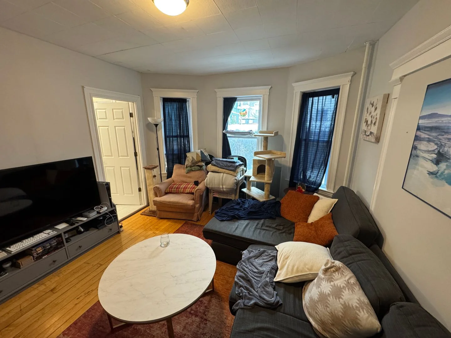 9 Burnham St, Tufts