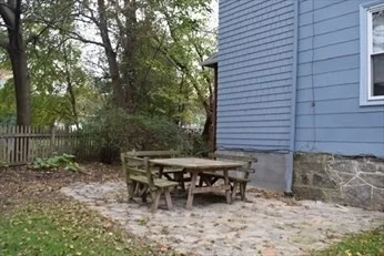 9 Neponset Circle, Jamaica Plain