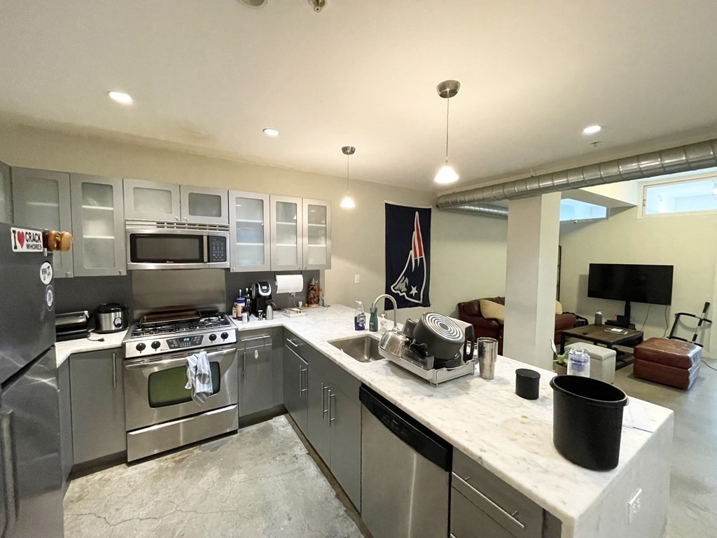 255 Northampton St, Roxbury