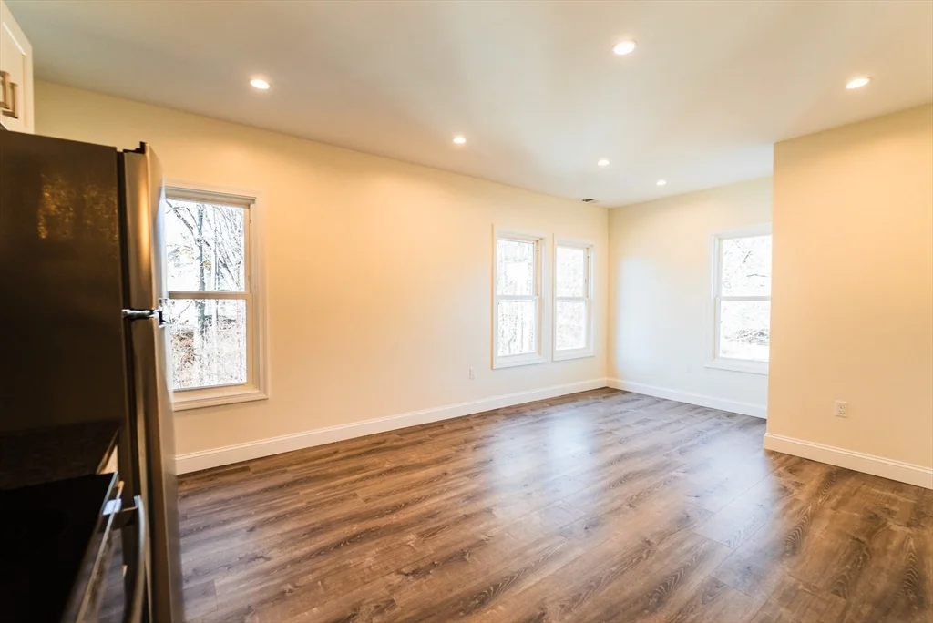 340 East Main St, East Brookfield