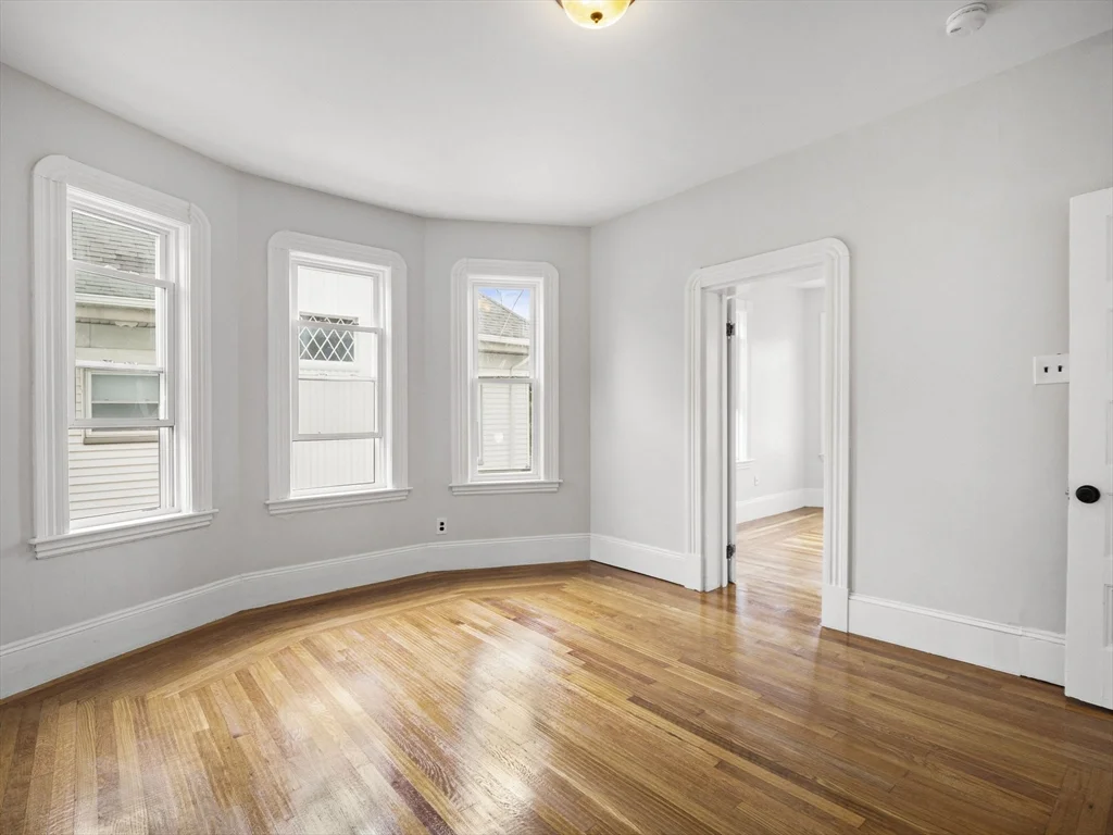 149 Mountain Ave, Revere