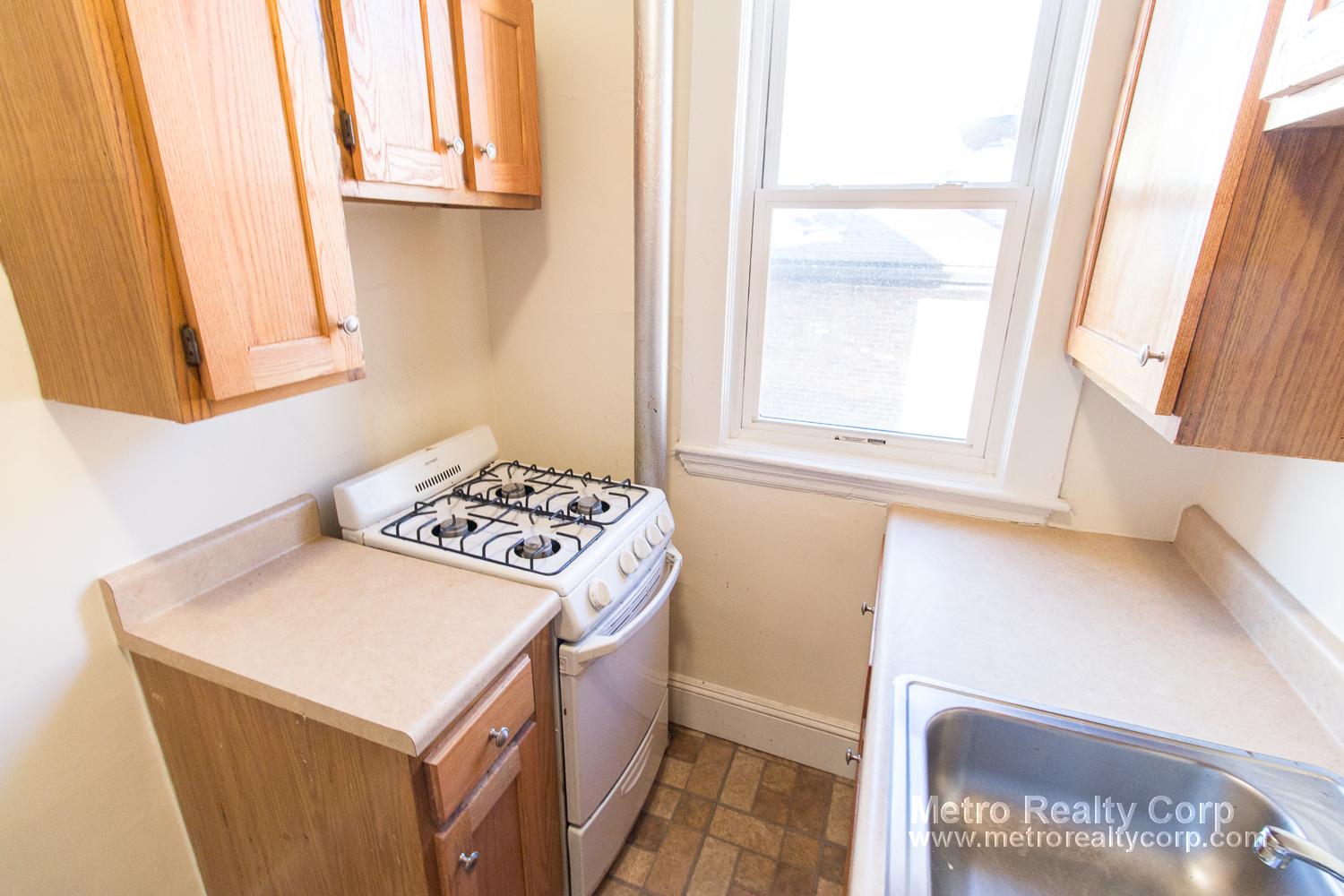 7 Scottfield Rd, Allston