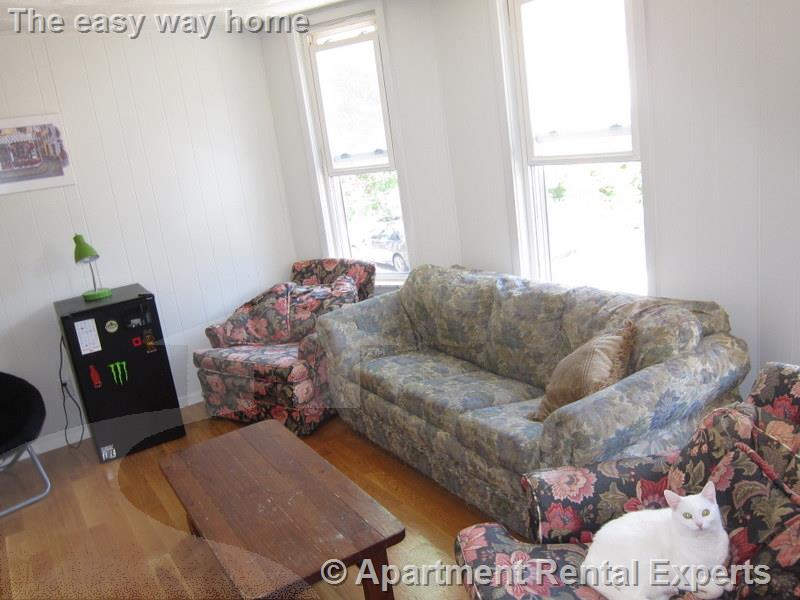 14 Oxford St, Spring Hill