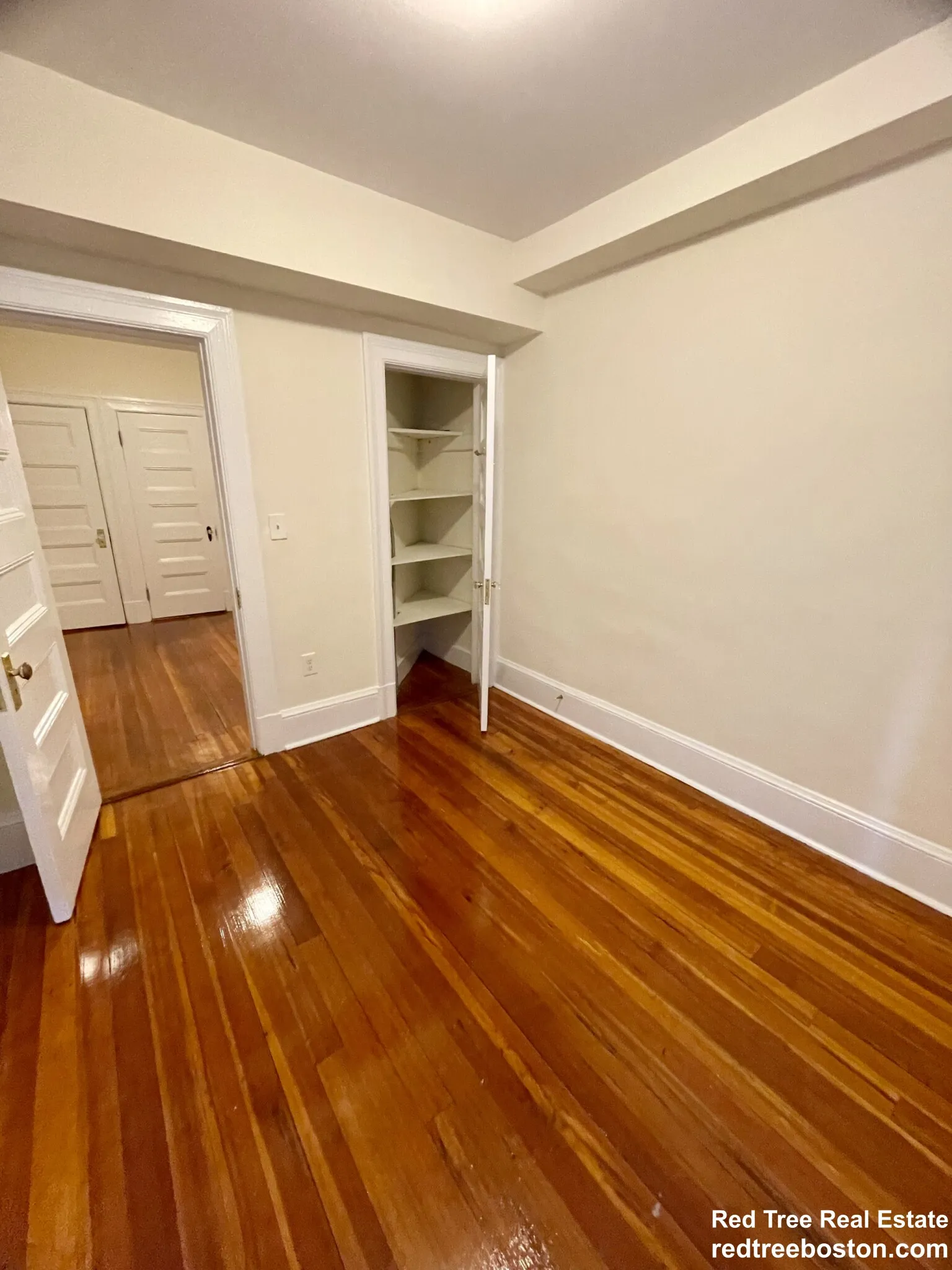 885 Massachusetts Ave, Mid Cambridge