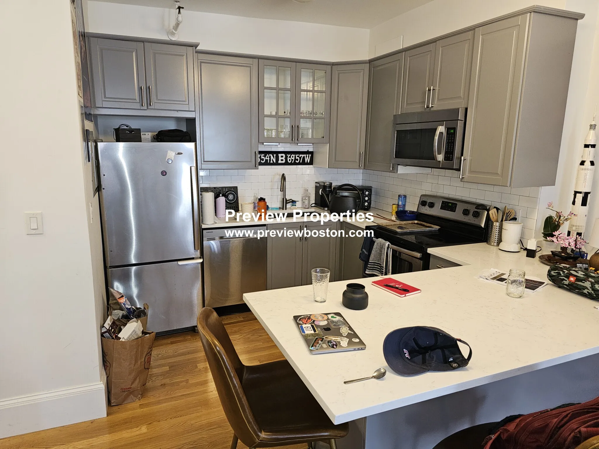 922 Beacon St, Fenway