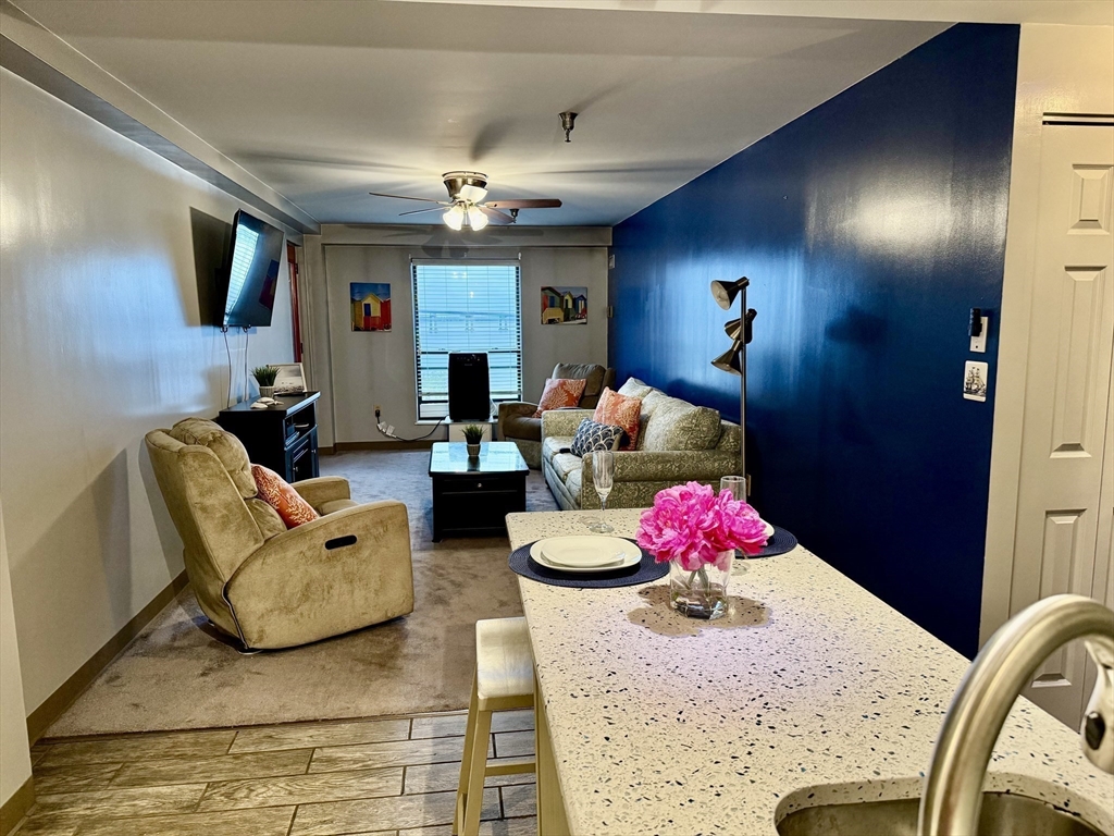 750 Davol St, Fall River