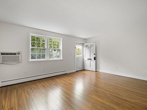 255 Rock St, Norwood