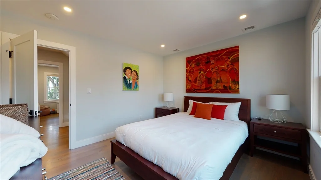 459 E 8th, South Boston