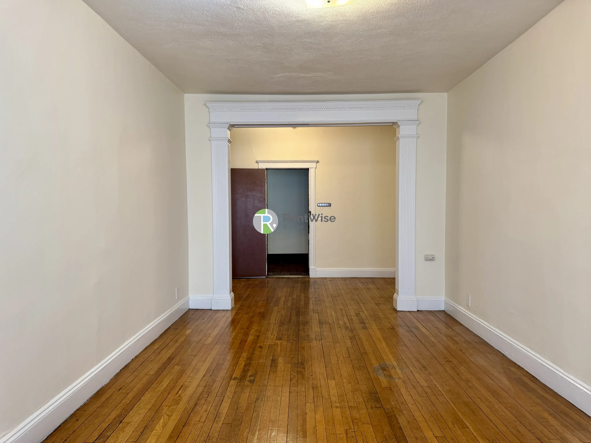 19 Melvin Ave, Brighton